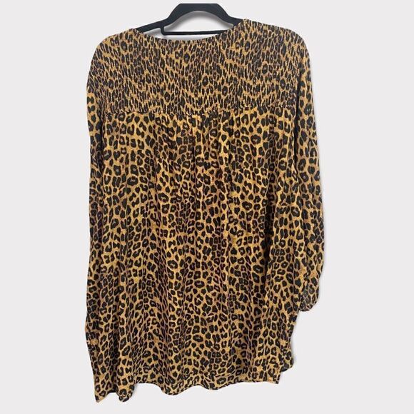 TORRID LEOPARD SMOCKED SHIRTTAIL BLOUSE - Picture 7 of 7